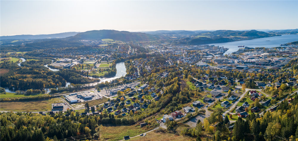 Flyfoto - Steinkjer, land og fjord - Klikk for stort bilde