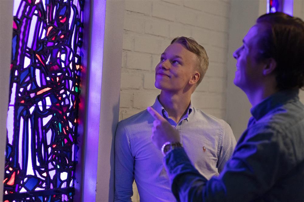 Inne i Steinkjer kirke - Klikk for stort bilde